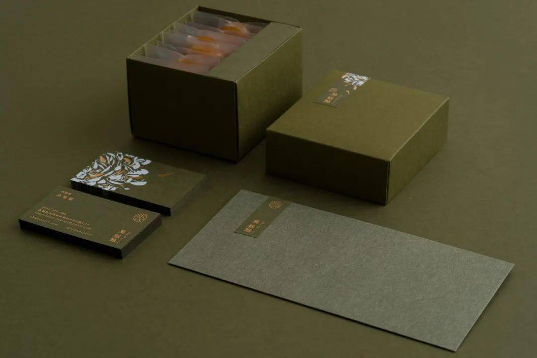 品牌|这个品牌标准字的设计，以花瓣为主轴