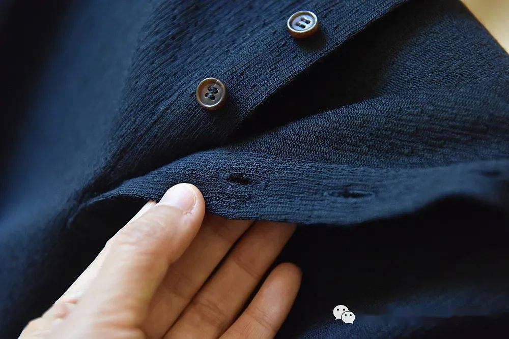 字母|福利 | 初秋原货精品：MM字母T恤，大牌条纹针织衫，V家POLO衫