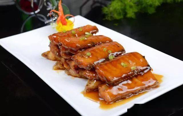 美食大厨教你:“红烧带鱼”的家常做法 鲜香下饭 先收藏‘亚博官方’(图1)
美食大厨教你:“红烧带鱼”的家常做法 鲜香下饭 先收藏‘亚博官方’(图1)