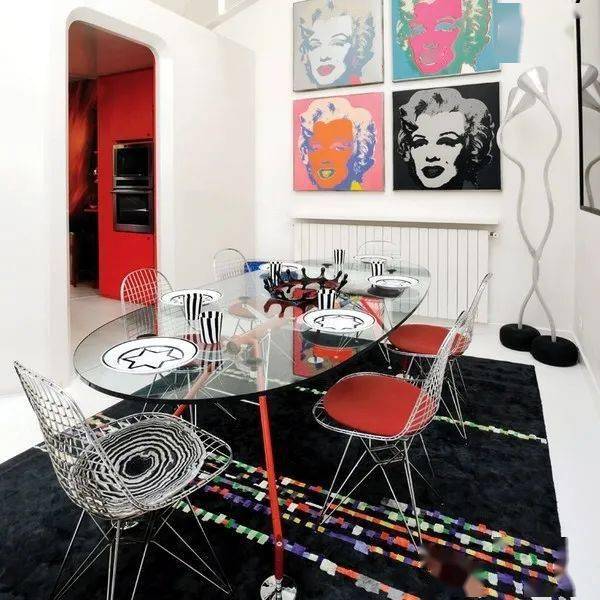 照片|显穷大白墙+网红装饰画=悲剧！