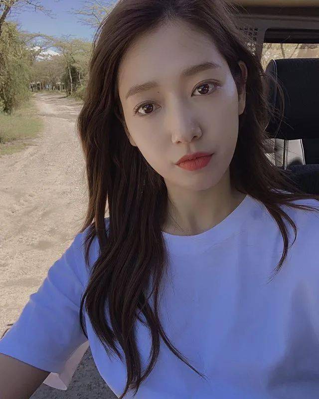 水润|《恶之花》李准基变身韩版“张东升”，女主发光美貌全靠“妆”？