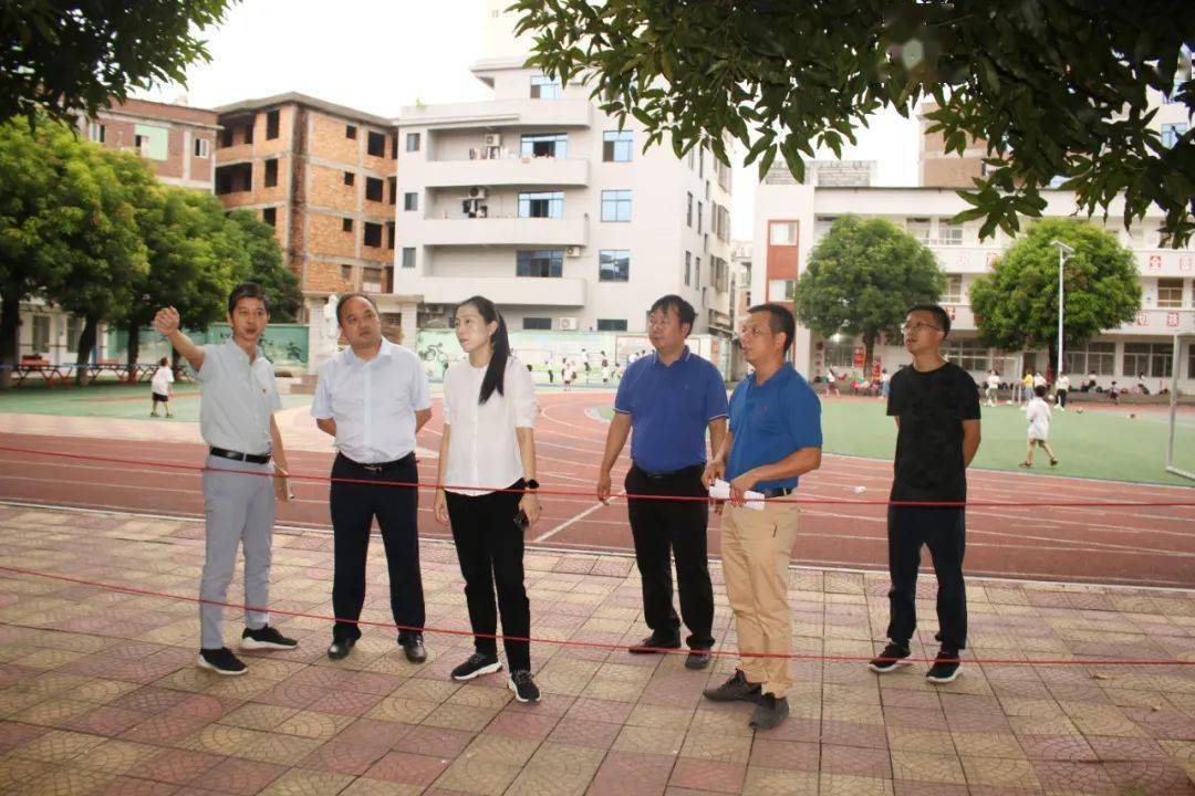 【头条】南安市副市长王昭昭到英都镇调研指导工作