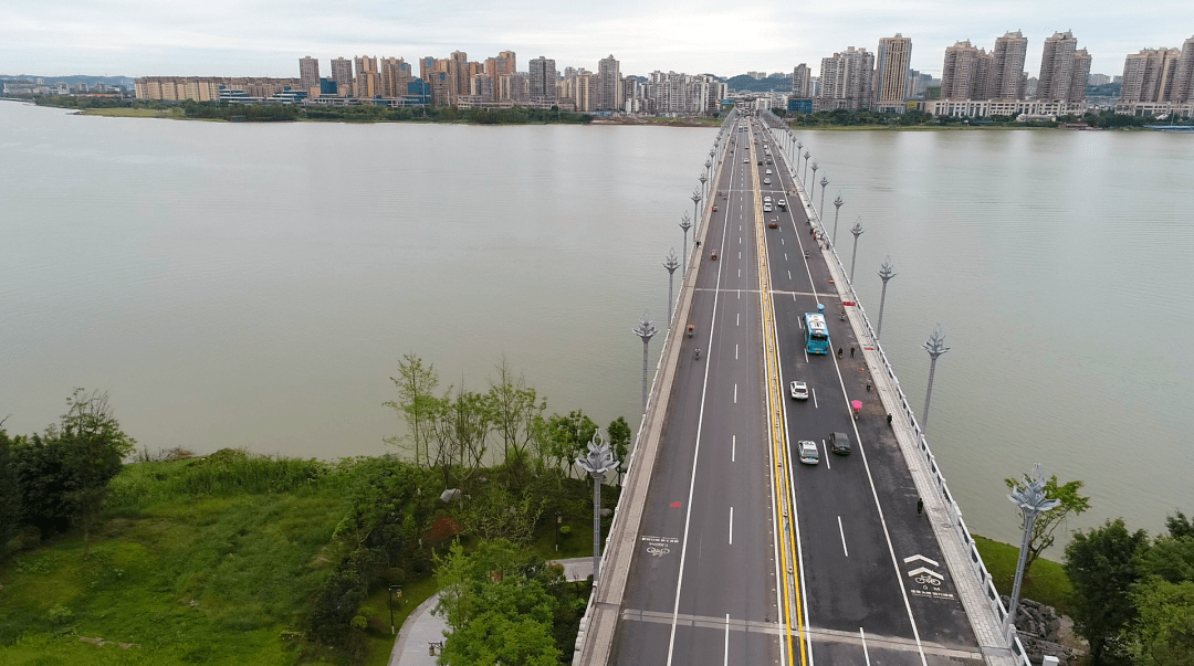 67新桥梁更便利遂宁涪江通善大桥今日全桥通车了