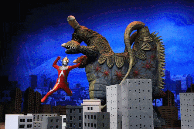 通知| 奥特曼鄂尔多斯站专场演出,早鸟优惠倒计时