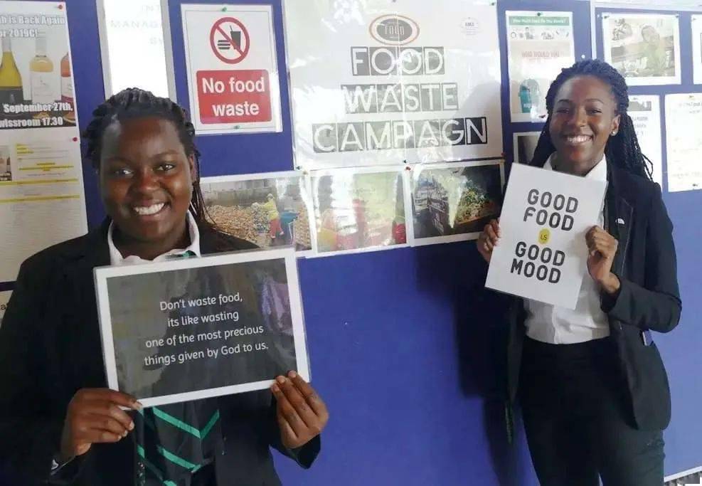 环境|不讲究吃，待客“寒碜”……瑞士人为何如此富而不“造”