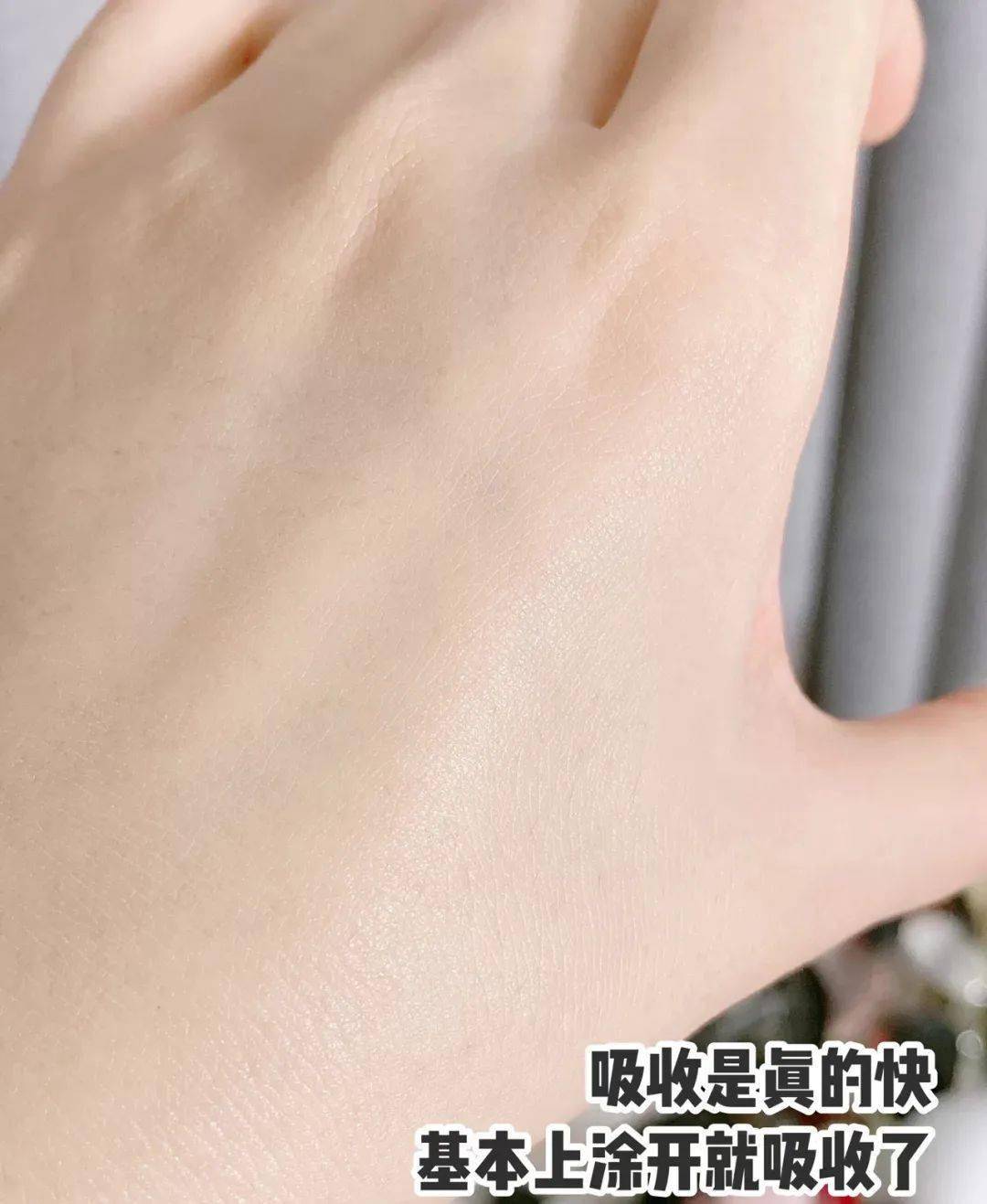 皮肤|翻红女星这都几年没接戏了，还敢这么浪呢？
