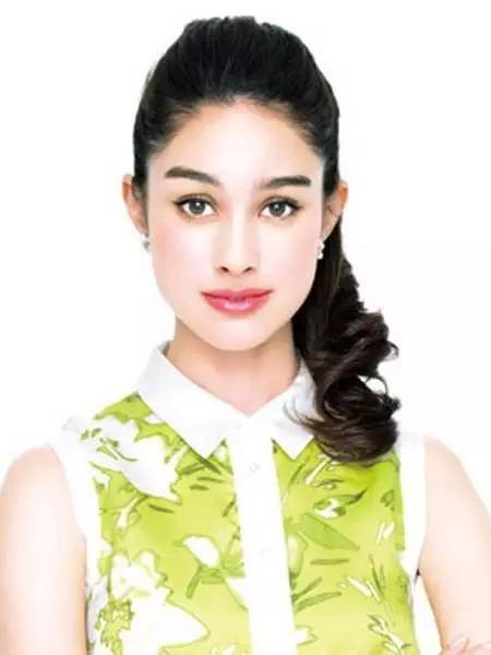 脸型|把你的刘海这样扎上去,你的颜值会提升不少哦!