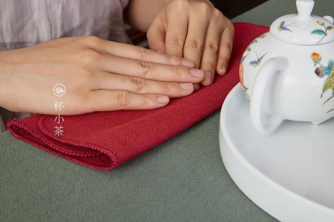 茶具|你的抹布该丢了！茶巾过分实用