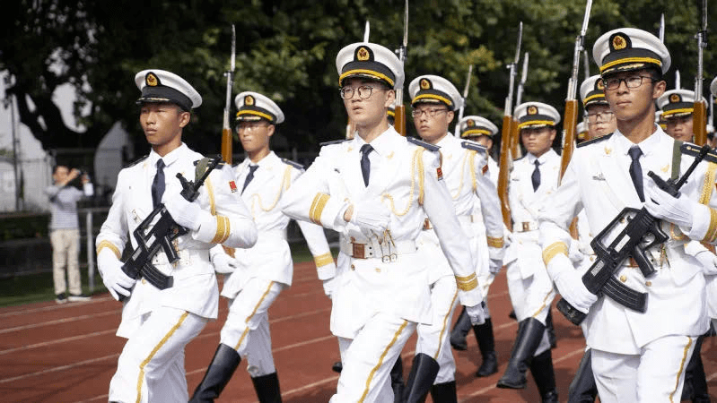 大学|做奋斗的追梦人高校书记校长第一课? | 江苏科技大学周南平:不负芳华