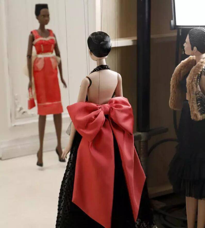 Scott|米兰时装周 MOSCHINO大玩木偶秀 可爱又惊喜