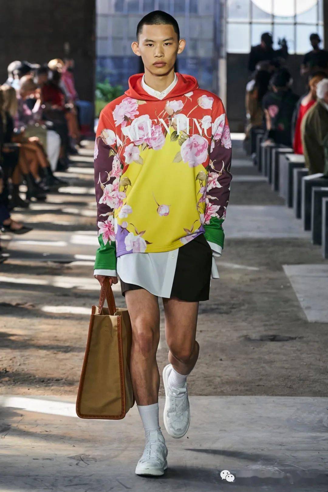 华伦天奴|VALENTINO|2021春夏与牛仔巨头Levi's合作