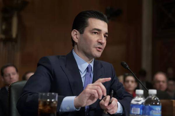 疫苗|美FDA前局长:美国正进入＂非常危险的季节＂ 接种疫苗或仍会感染