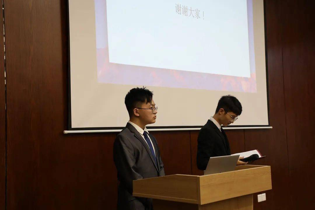 浙江大学人文学院第二十im体育二届学生代表大会顺利召开(图10)