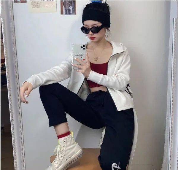 天花板|秋天的第一双运动鞋,都是些什么颜值天花板级别的啊!