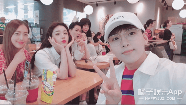 八卦爆料|原创SJ厉旭公布恋情并道歉，女友撞脸宋雨琦，粉丝曾目击两人接吻？