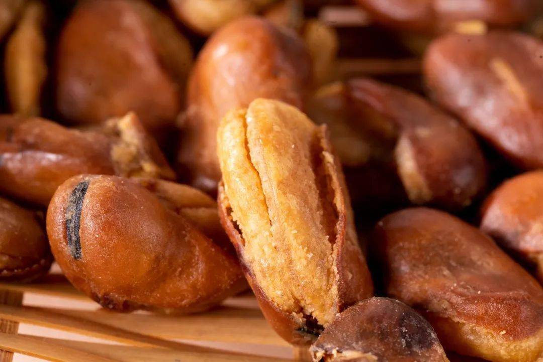 花生|? 连隔壁家小孩都忍不住来跟我抢着吃的零食！真的太香了！