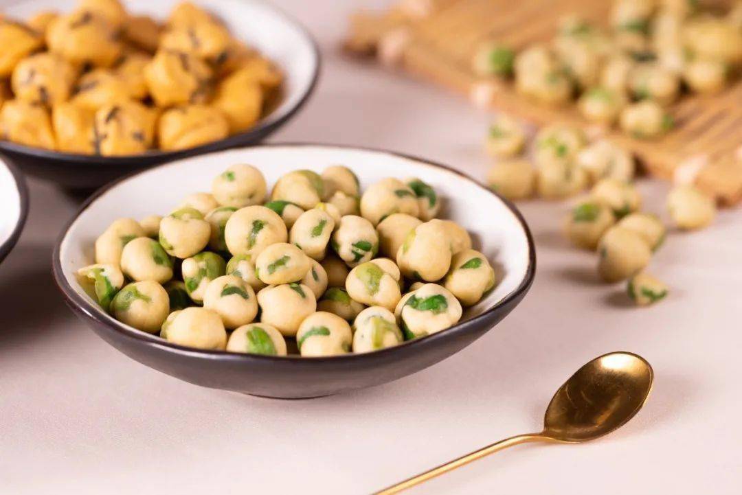 花生|? 连隔壁家小孩都忍不住来跟我抢着吃的零食！真的太香了！