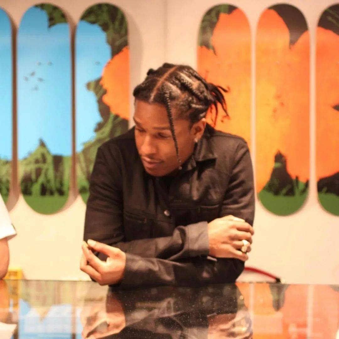 Kith|开Pop-Up、联名Kith，早已结业的Colette还如此多动作？