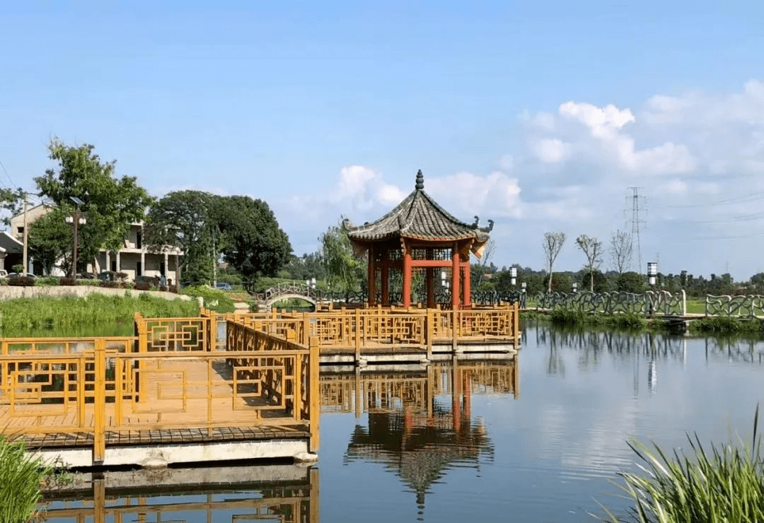 安陆gdp_苏简安陆薄言(2)