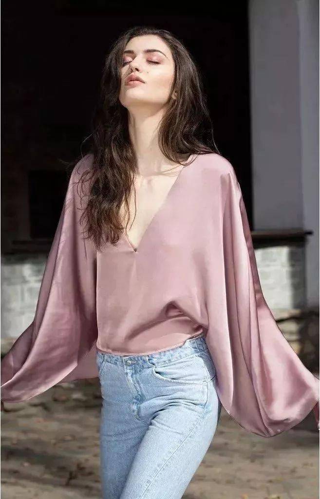 睡衣|女人为什么要穿真丝？
