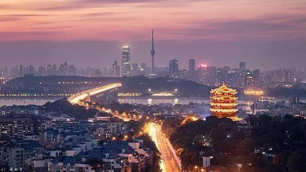 世界高速铁路里排名_111年浓缩进1天坐上京张高铁穿越百年时光!