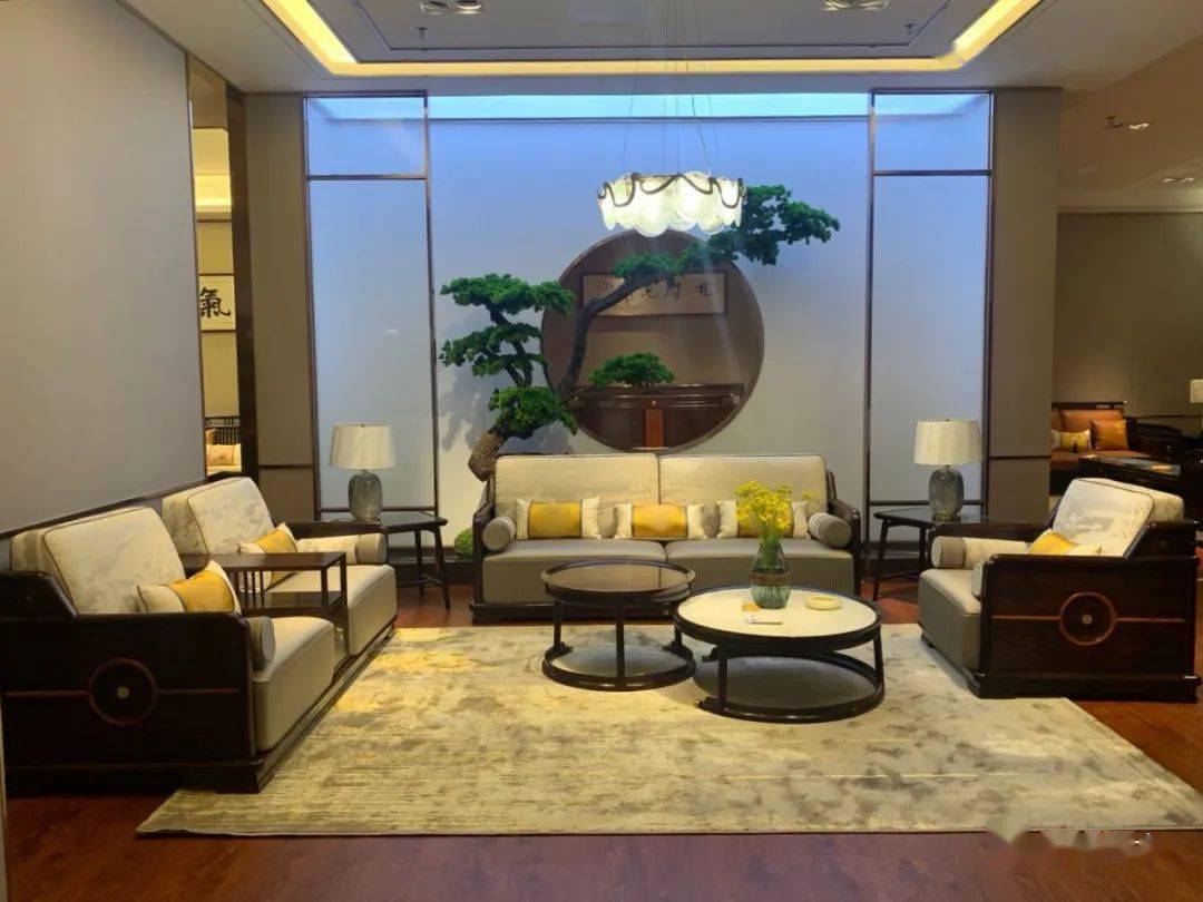 与国同庆,东成红木十六家新店扬帆起航