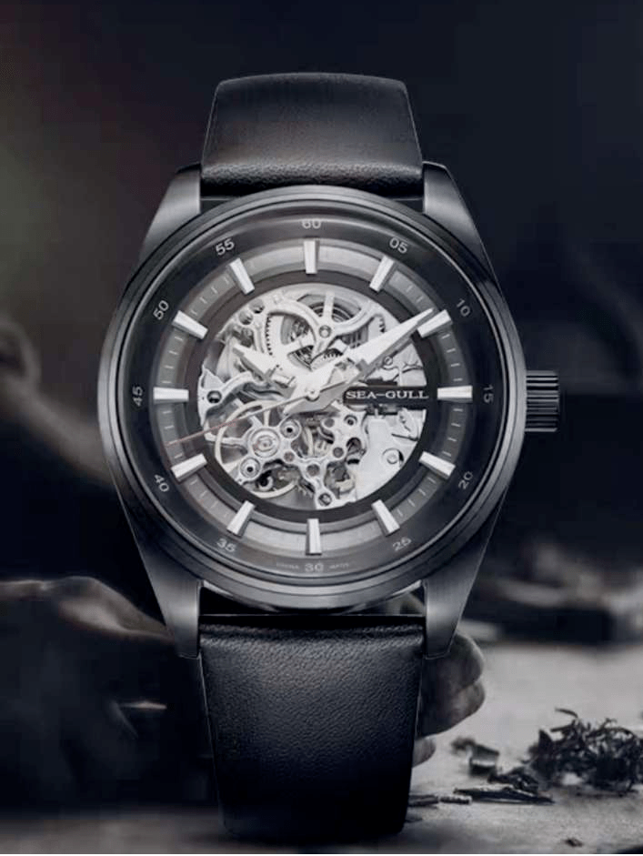 海鸥|做出中国第一块自制手表、空军一线飞行员标配，海鸥表凭什么？