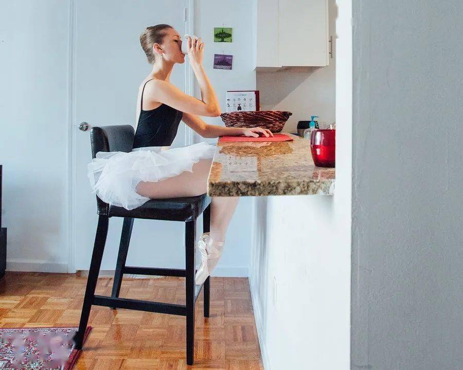 Get|我和我芭蕾味道的家!假期宅家的各种芭蕾悠闲姿势!Get她!