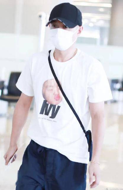 疯狂健身|文章近照状态好，疯狂健身帅出新高度，比当年向南更有型