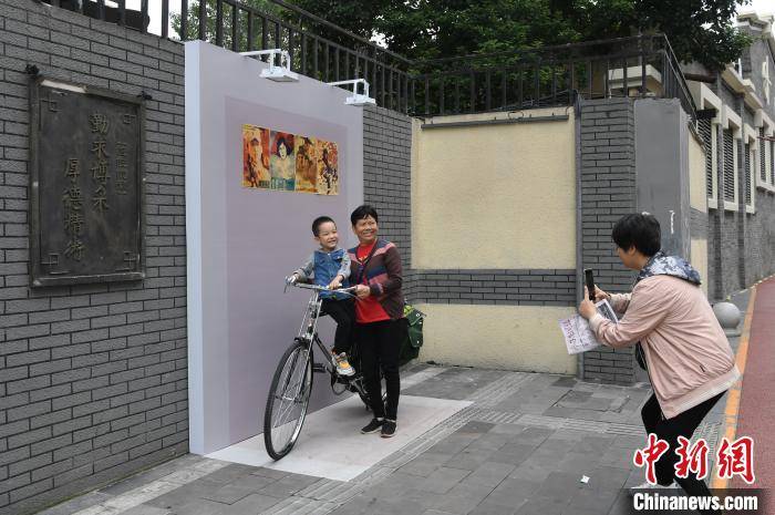 探访成都枣子巷特色街区