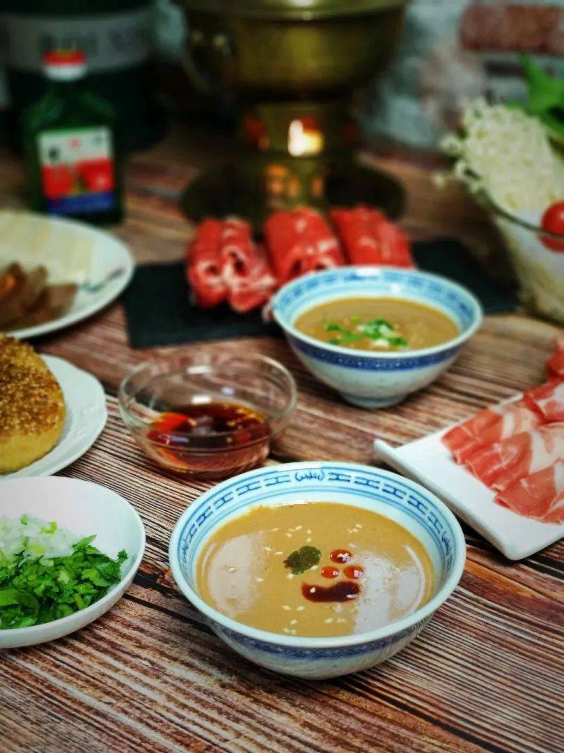 吃火鍋不會調蘸料？學會這7種萬能調料搭配，蘸肉蘸青菜都好吃 熱愛美食 第2张