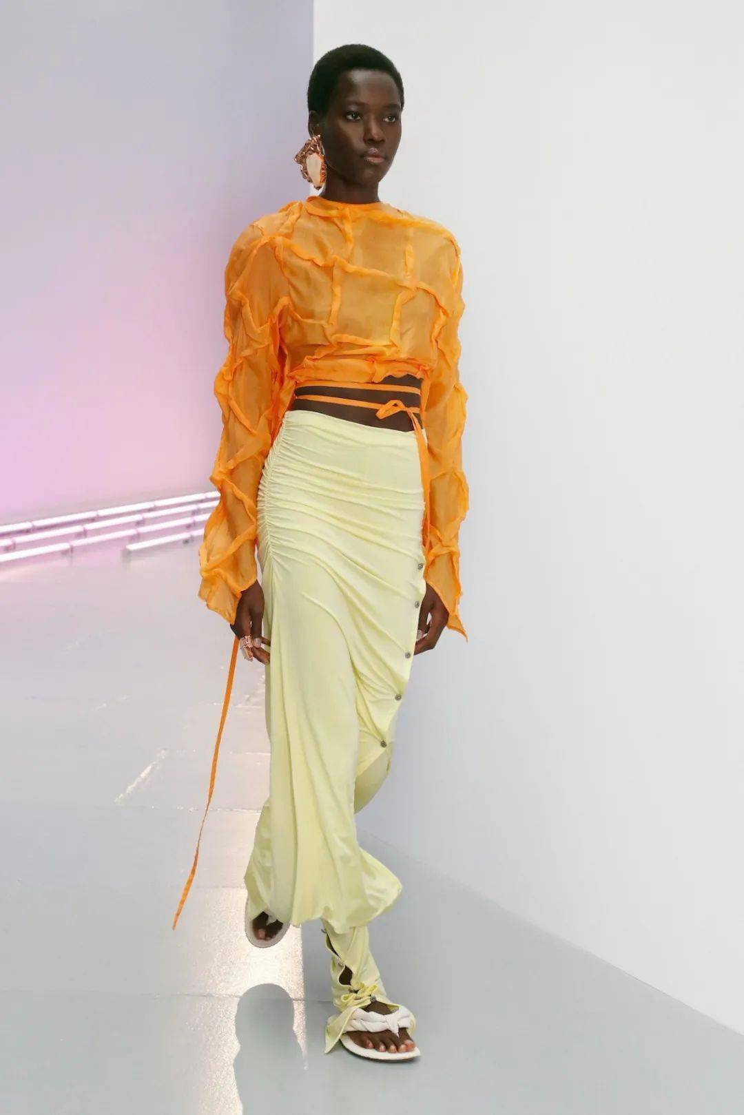 Brand|PrettyULSUM丨堵在路上的话，进来给自己找点事