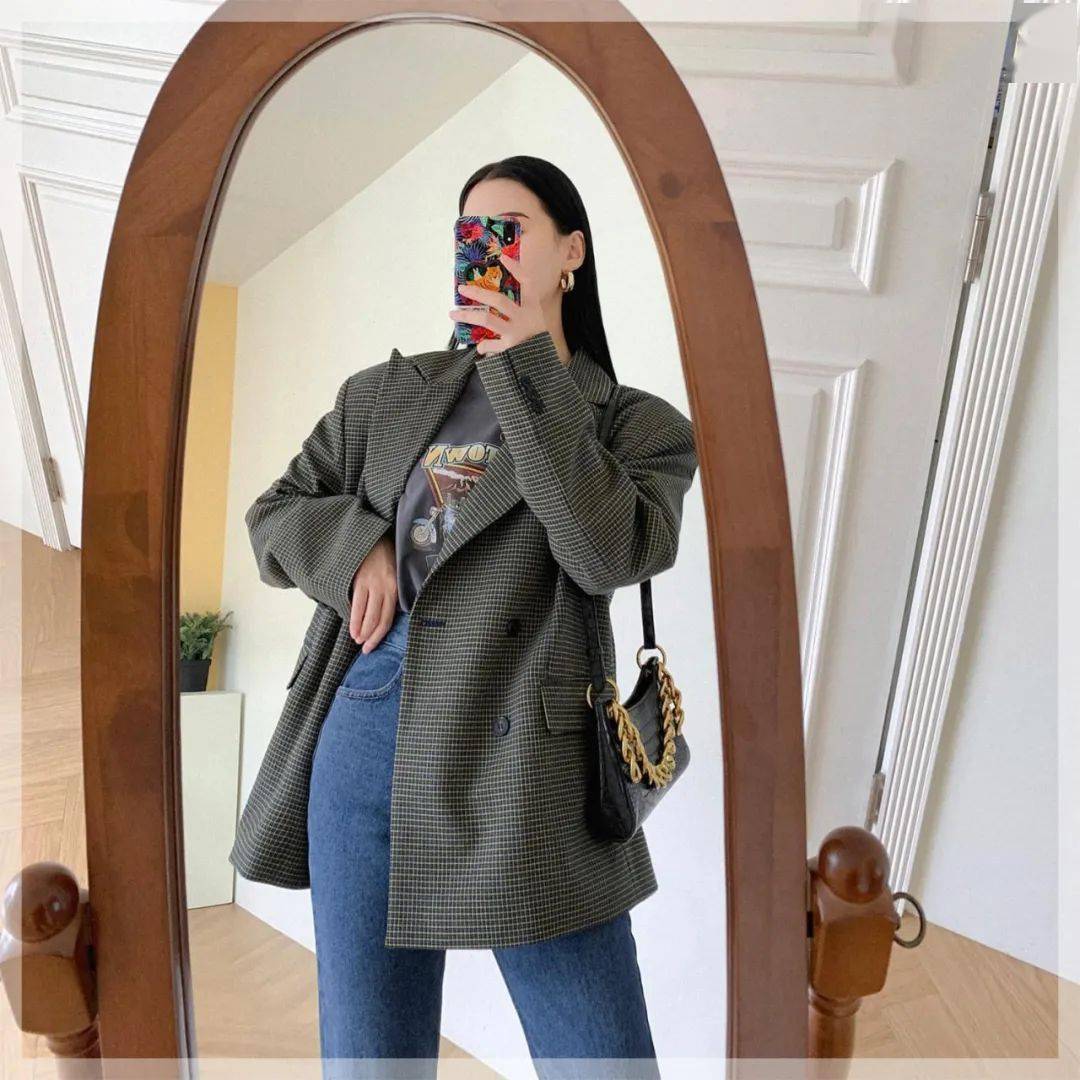 钟楚曦|南韩钟楚曦的「大佬风」穿衣模板，显高显瘦太绝了！