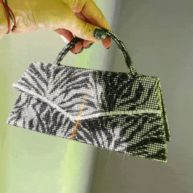 直视|钛合金眼也没法直视的小众品牌，拥有一件闪耀全场！