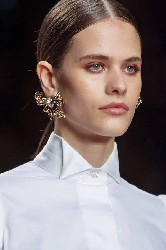 配饰|拉风派vs精致派?你pick哪一种配饰style?