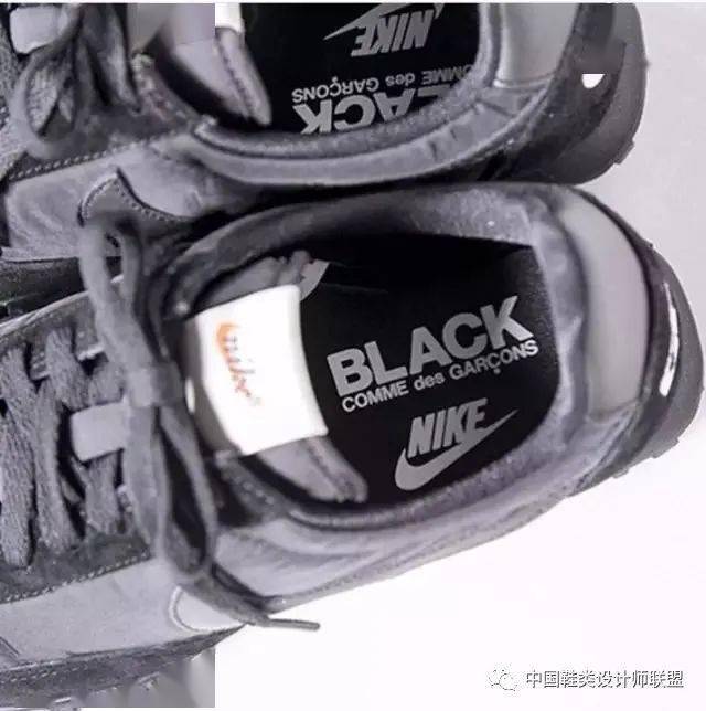 Waffle|侃鞋丨阿迪达斯的2020：惨痛之下，仍有光芒