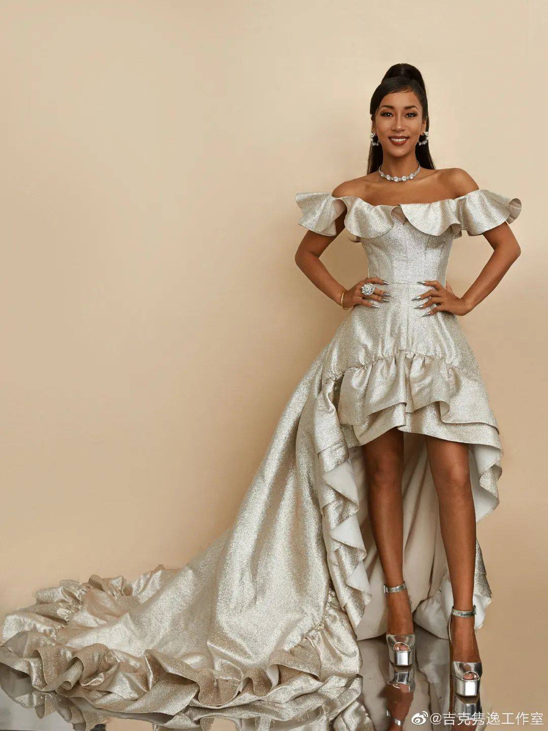 配饰|拉风派vs精致派?你pick哪一种配饰style?