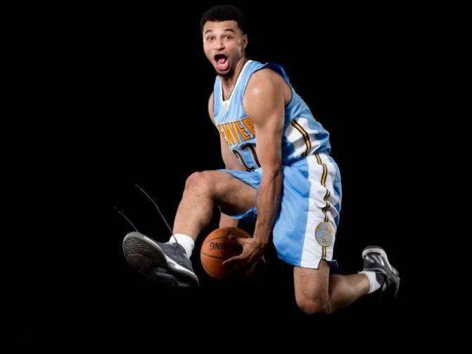 Waffle|侃鞋丨阿迪达斯的2020：惨痛之下，仍有光芒