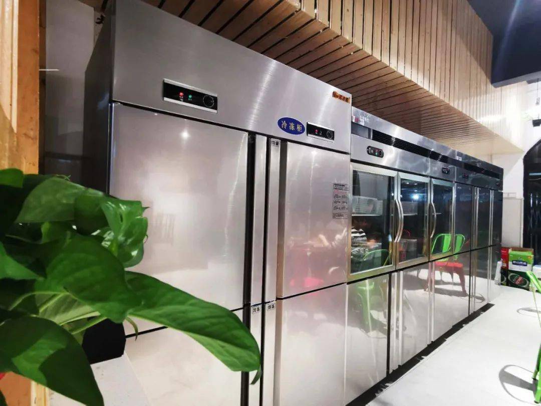 活动|1元吃烤鱼！1元喝啤酒！火爆全国的“小腰精”来唐河啦！