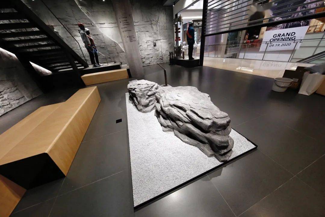 teryx|华丽探店｜兼顾“户外”与“时尚”，Arc'teryx 始祖鸟全球最大旗舰店是怎么做到的？