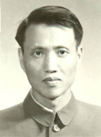 初掌|史林｜初掌大工厂：中共对鞍钢的接管与早期复产