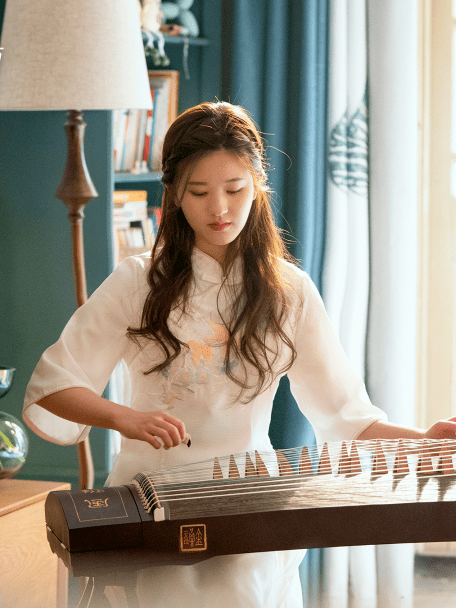 口红|大无语事件，追剧也能选色号？