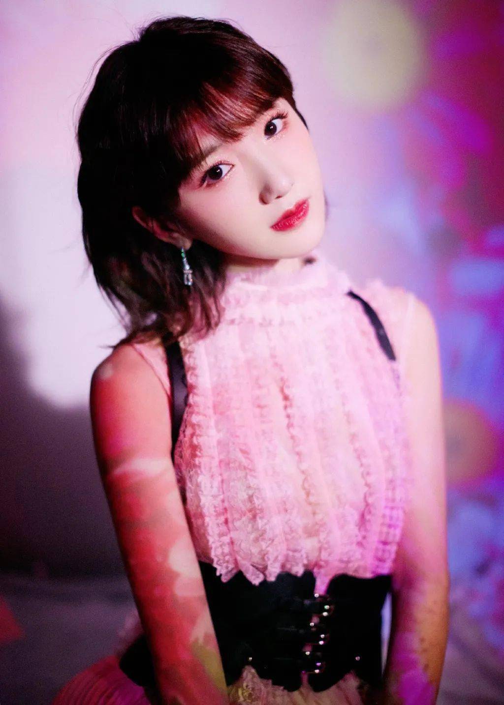 头发|短发尴尬期，原来这么美