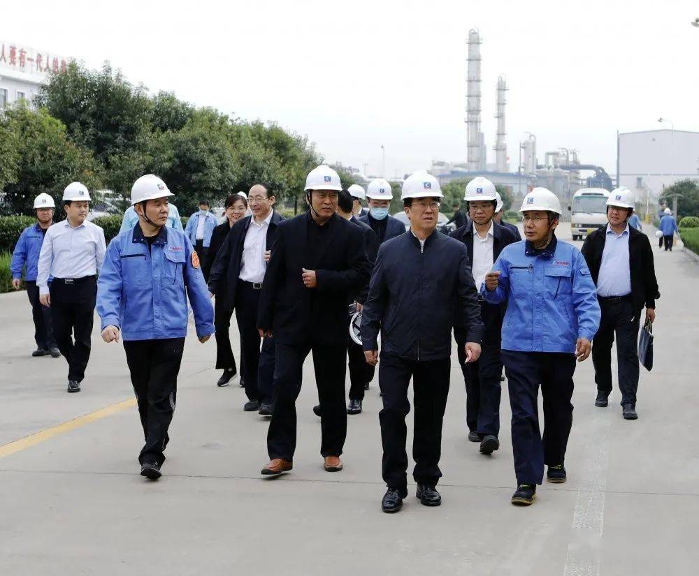 枣庄市市委书记李峰到薛能天然气公司调研安全生产工作
