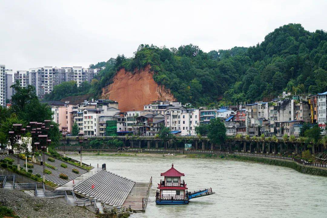 舞阳街道人口_雪域迷城舞阳图片(3)