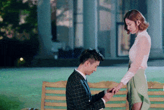 珠宝|向佐送郭碧婷独一无二的戒指“珠宝私人定制”凭什么越来越受年轻人喜爱？