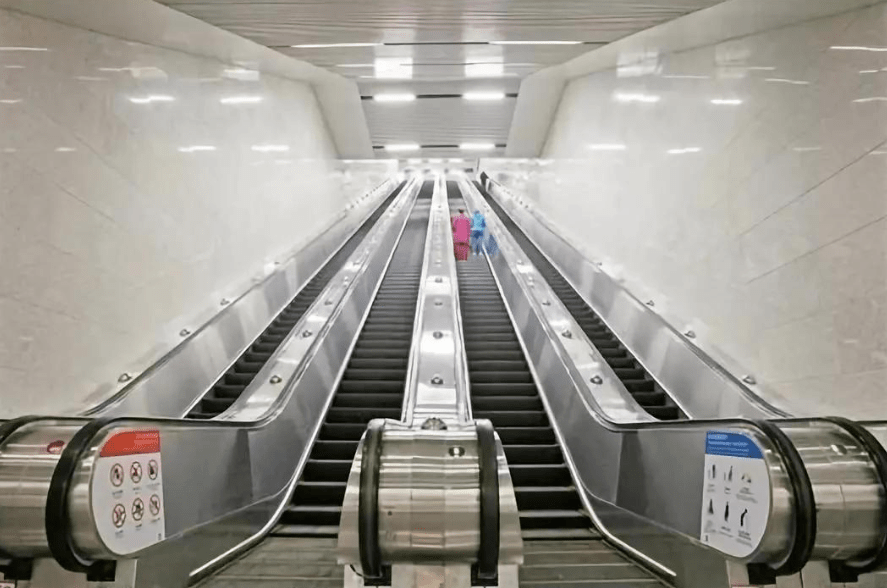 因施工将分批次关闭天津地铁9号线15座车站自动扶梯10月9日起(本周五)