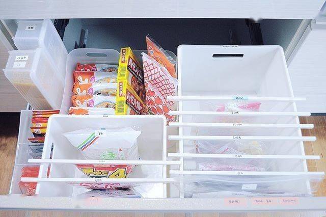厨房|做饭效率高一倍！日本主妇间正流行的“动线收纳”！处处都是小心机！厨房空间瞬间大三倍