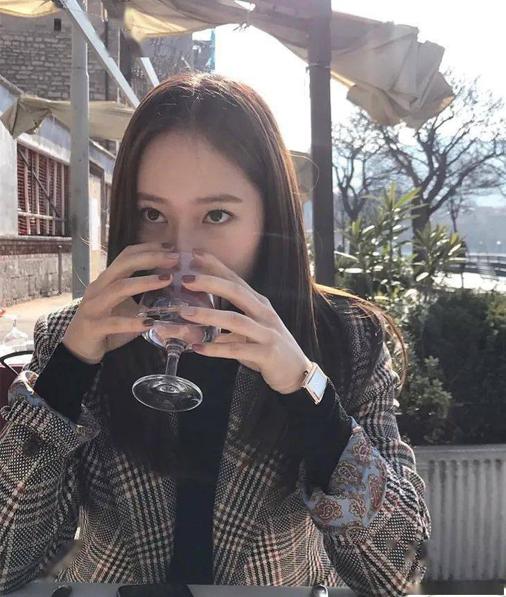 Cartier|江疏影的腕表，《从入门到（因价格而）放弃》