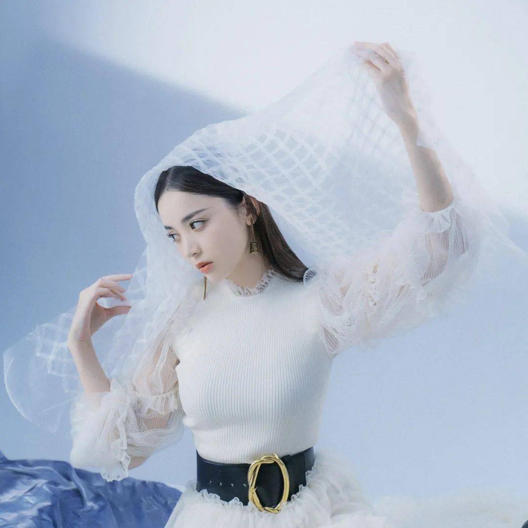 在线|看完娜扎的在线求助，我笑着笑着就哭了……